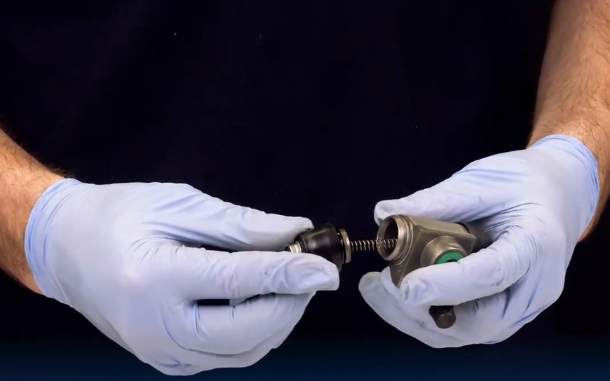 Cómo reparar un bombín de freno